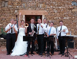 Groupe jazz pour mariages, cocktails, réceptions, séminaire, anniversaires, vin d'honneur, soirée gala entreprise. Orchestre pour vos événements du duo au sextet, jazz, swing.