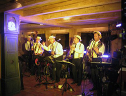 Groupe jazz pour mariages, cocktails, réceptions, séminaire, anniversaires, vin d'honneur, soirée gala entreprise. Orchestre pour vos événements du duo au sextet, jazz, swing.